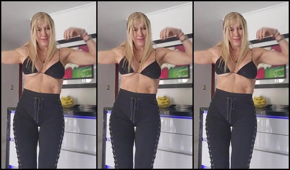 Roxanamoll Onlyfans Buen Dia Bb Recin Me Cambie Y Tenia Ganas De Verte Un Poquitop