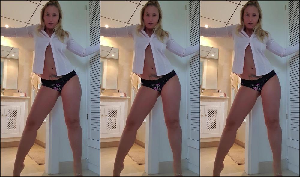 Kathianobilixx And For The Fans Of My Kinky Mom Stories Sexy Good Morning From Your Mommy