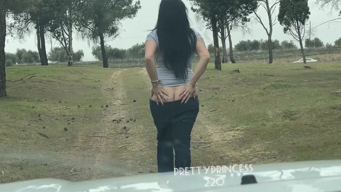 Prettyprincess220 03 06 2023 Onlyfans Video I Know That You Look At Me Closely I Feel Your Gaze And Thats Why I