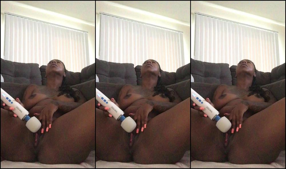 Black & Ebony, Orgasms, Self-fuck, Solo Female, Vibrator gogofukmexxx playing until my pussy cums ManyVids