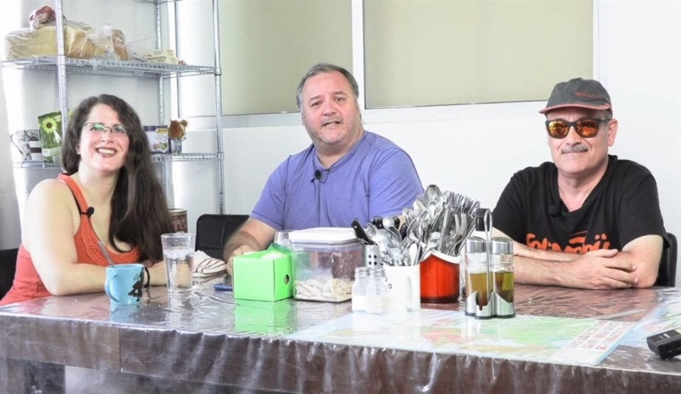 Creampie, Threesome Pussycat - THREESOME WITH THE CHUBBY GIRL