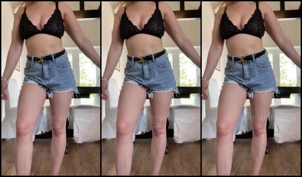 Oliviafleur X 05 19 2022 Onlyfans Video Let Me Serenade You Whilst I Undress Should I Sing To You More Often