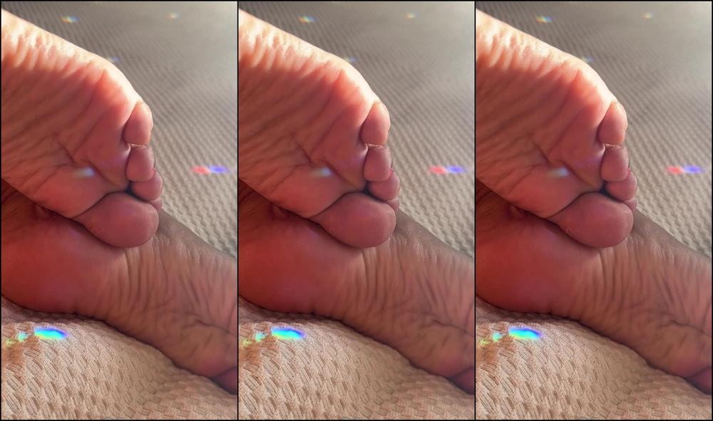 Fetishemmabff 2801290753 03 12 2023 Legs And Feet Apreciation