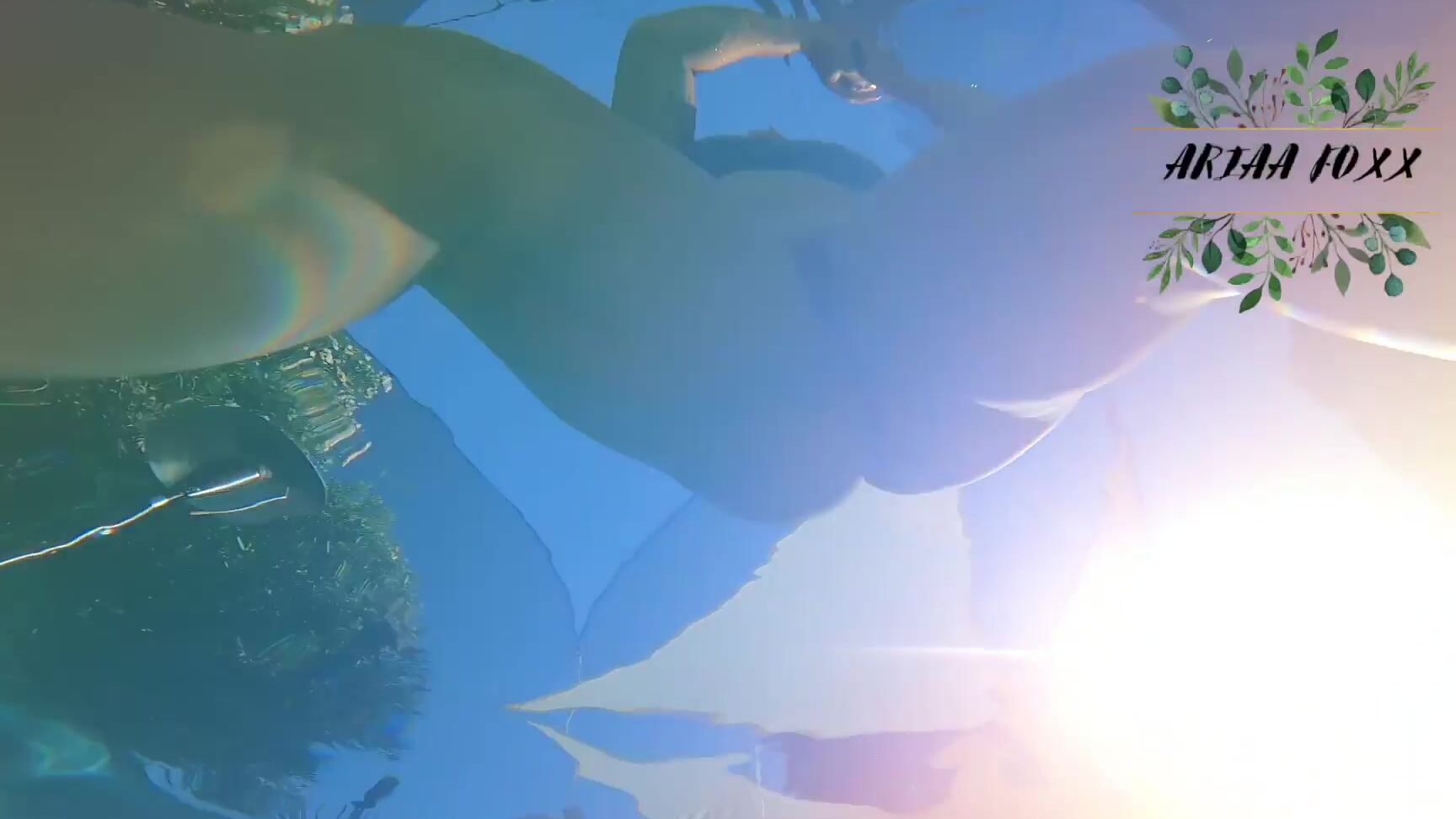 Ariaa Foxx Underwater Pussy Play Pov