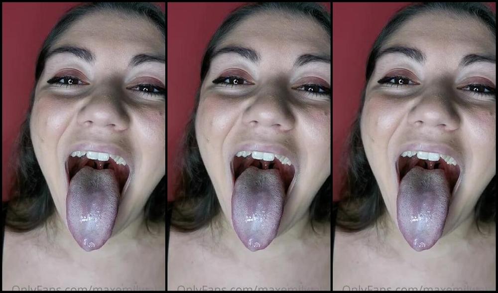 Emily Maxemilweber Nicknamed Maxemilweber 12 25 2020 Onlyfans Video Marry Christmas T