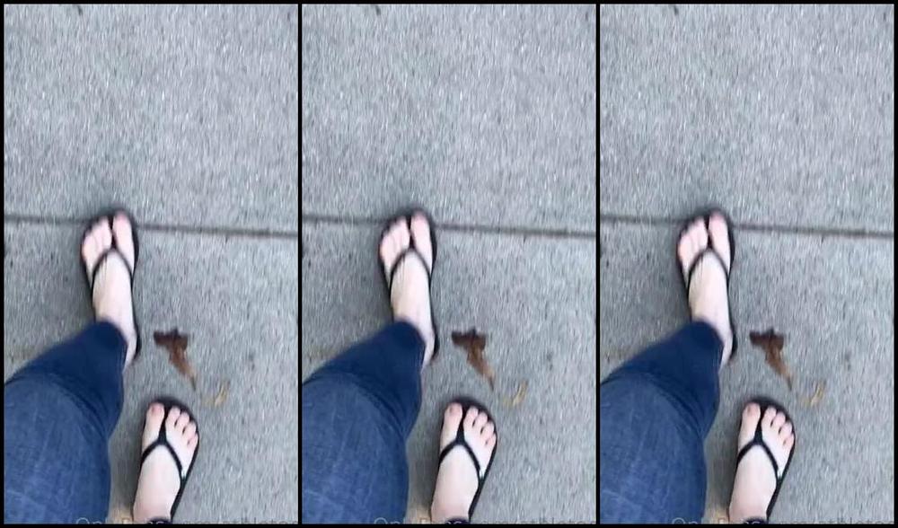 Athletoes Nicknamed Athletoes Onlyfans It S Not Freezing Today So I Took A Very Quick Walk In The Flippy Floppies