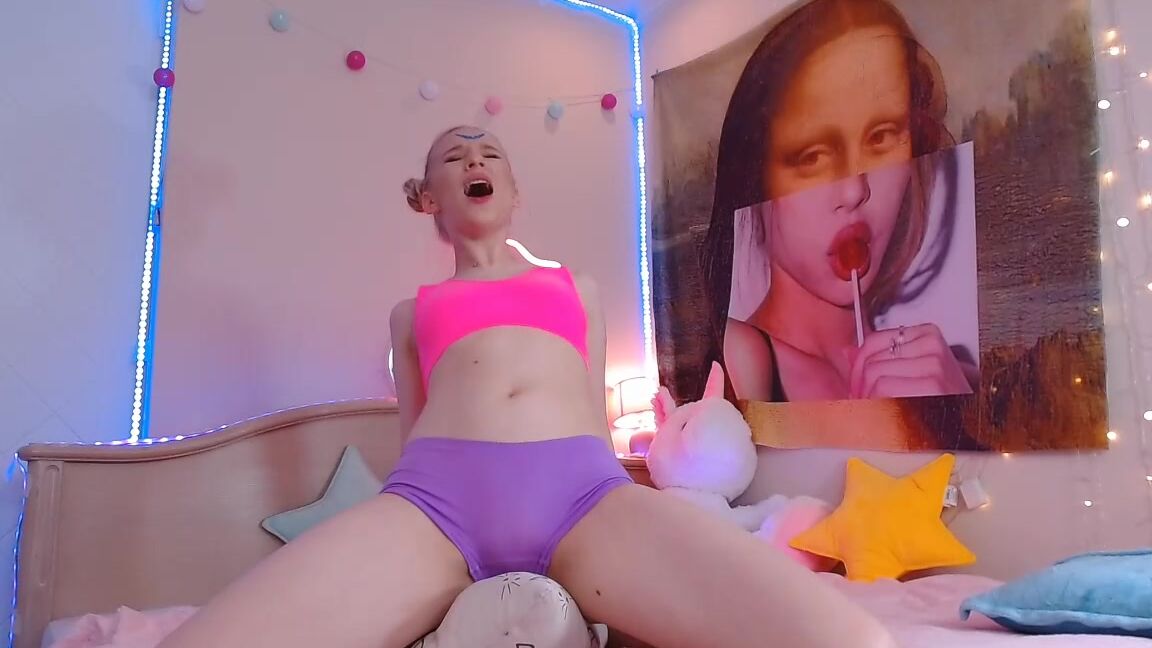 Jane Klein Magic Pillow Humping