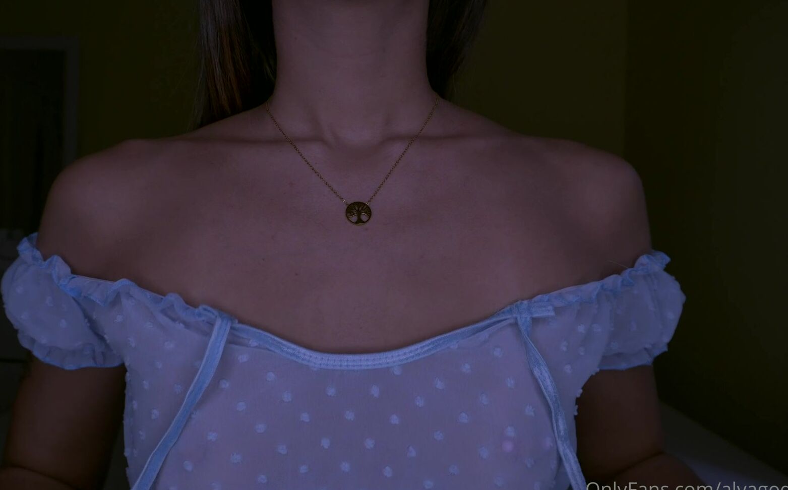 Alyagoddess My Oily Tiny Boobies Wanna Touch