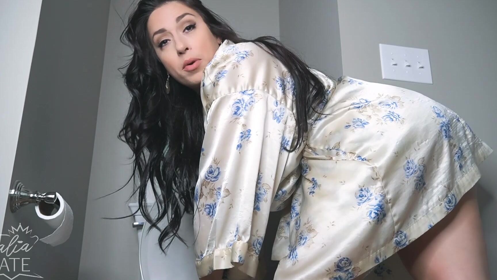 Talia Tate Taste For Waste