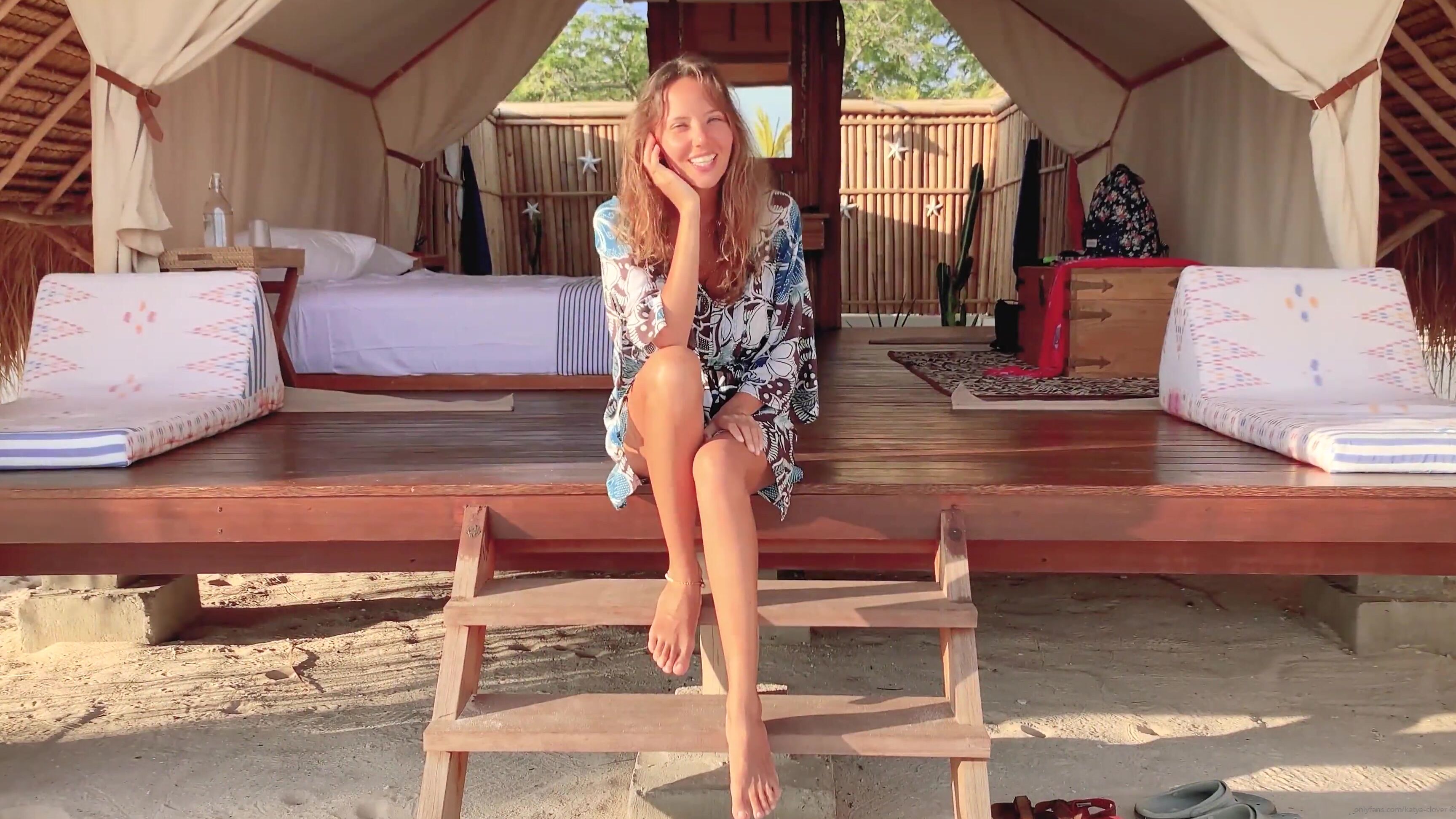 erotic-magazine-06-01-2021-1516674857-my-trip-to-komodo-island-vol-3-katya-clover-katyaclover-this-is-the-final-part-of-my-ex