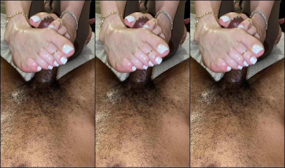 Goddessfendi Round After He Came From The First One