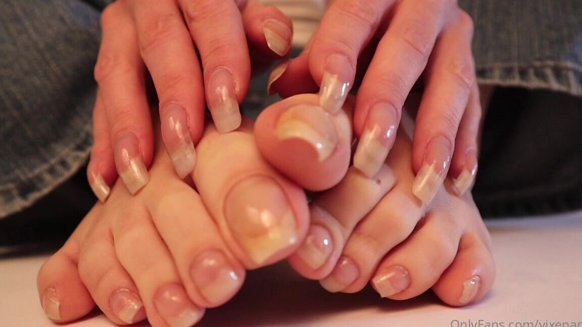 Vixenarches My First Real Attempt At Asmr Bare Toenails And Fingernails
