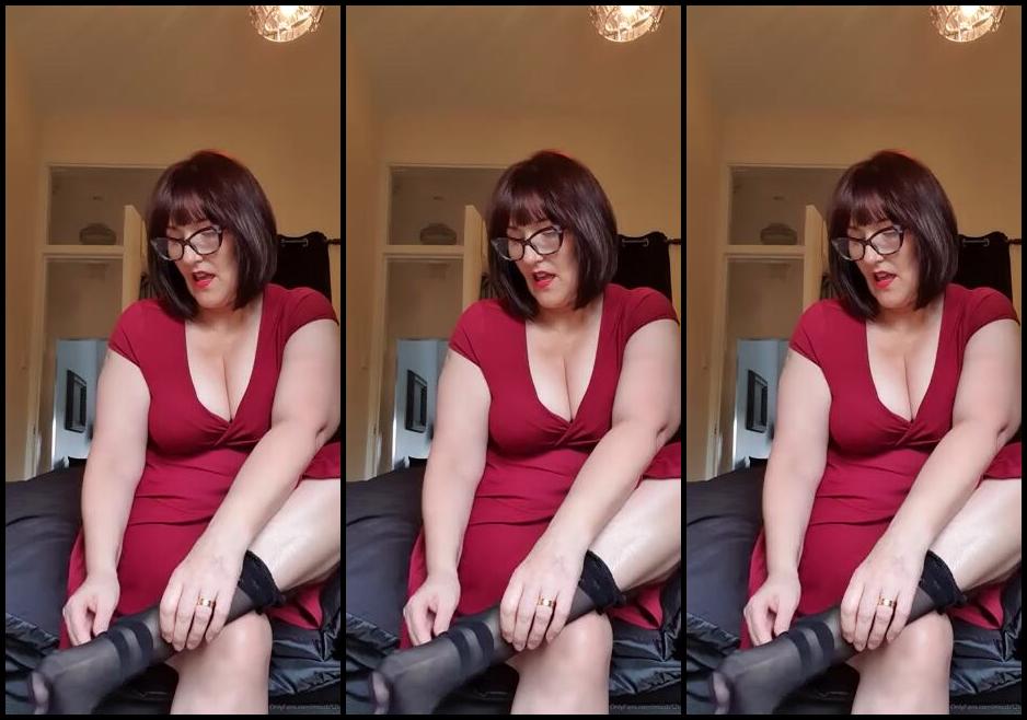 Miss B Nicknamed Missb52S Onlyfans 06 01 2021 I Love To Tease And Torment You At Work