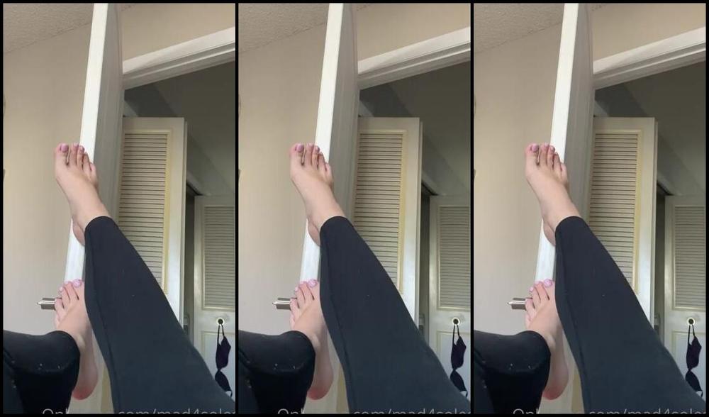 Goddess Mads Nicknamed Mad4Soles Onlyfans Just Chillin On My Ottoman Admiring My Feet Waiting For The Inevitable Sickness To Set In Join