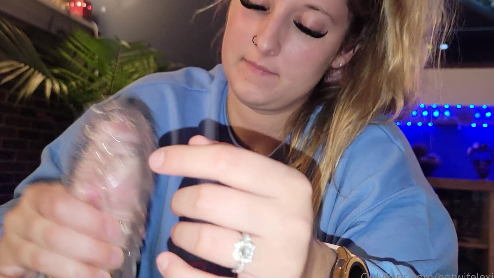 Hotwifelexilovex A Fan Bought My Husband This Toy And Told Me I Had Milk His Cock In Camera And Drain His H