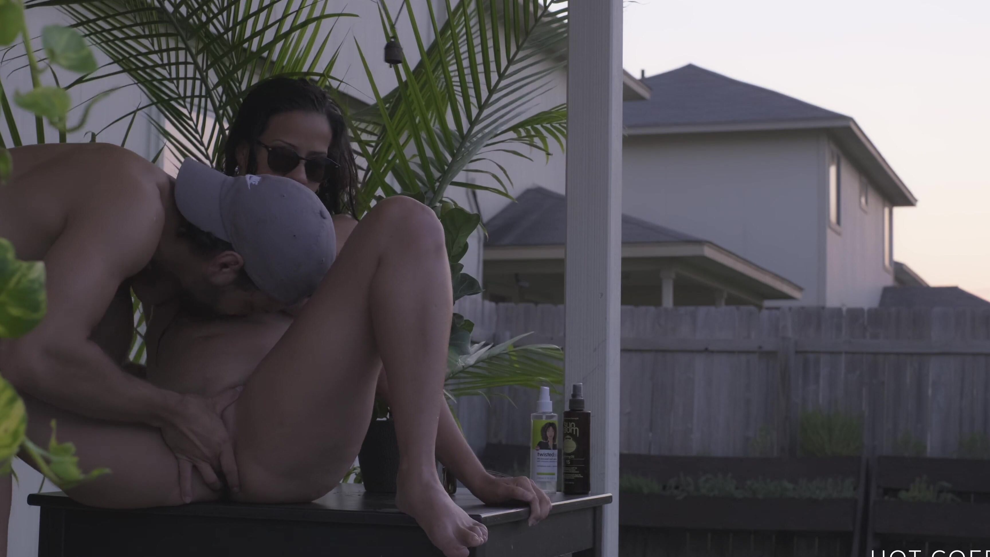 Jollapr Pareja Super Sensual Puertorriqueña Chichan En El Patio Apasionadamente En El Calor De Texas PornHub