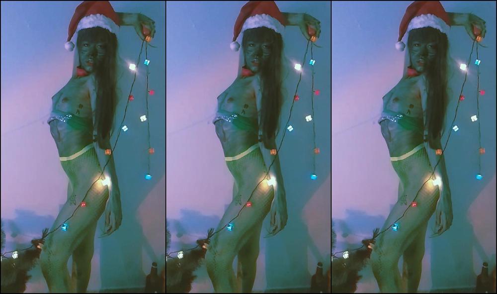 Killerdollbaby 3143067365 12 29 2023 Mr Grinch Exibicionista Sem Muita Coisa Pra Fazer Depois Que O Natal Acabou You Re A