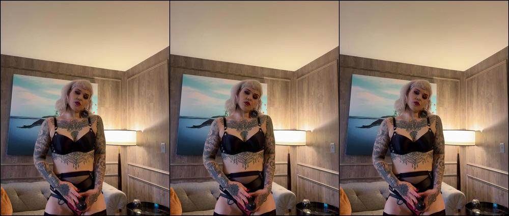 Rubyriots 3156060824 01 10 2024 You Re Gonna Love Sucking My Strap On