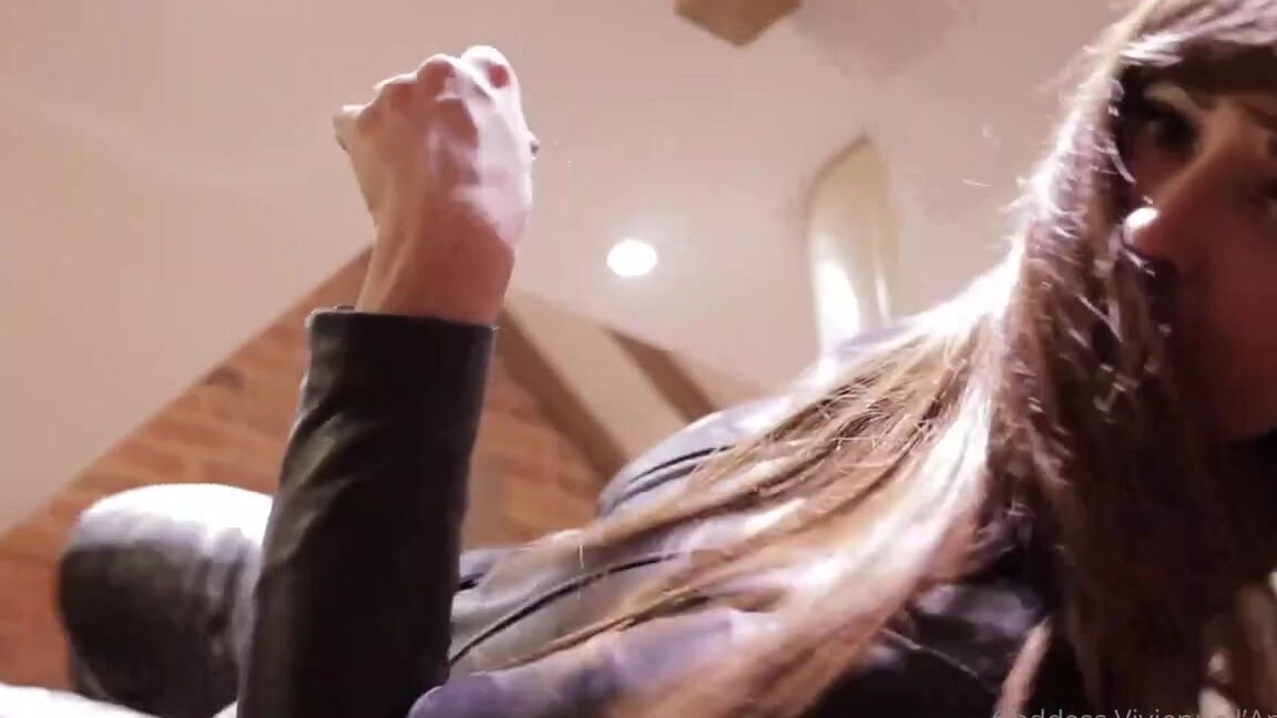 Vivienne L Amour Aka Vlproductionsuk Onlyfans Down On Your Knees Remove These Boots And You Must Worship Kiss Lick And Suck As I Command There