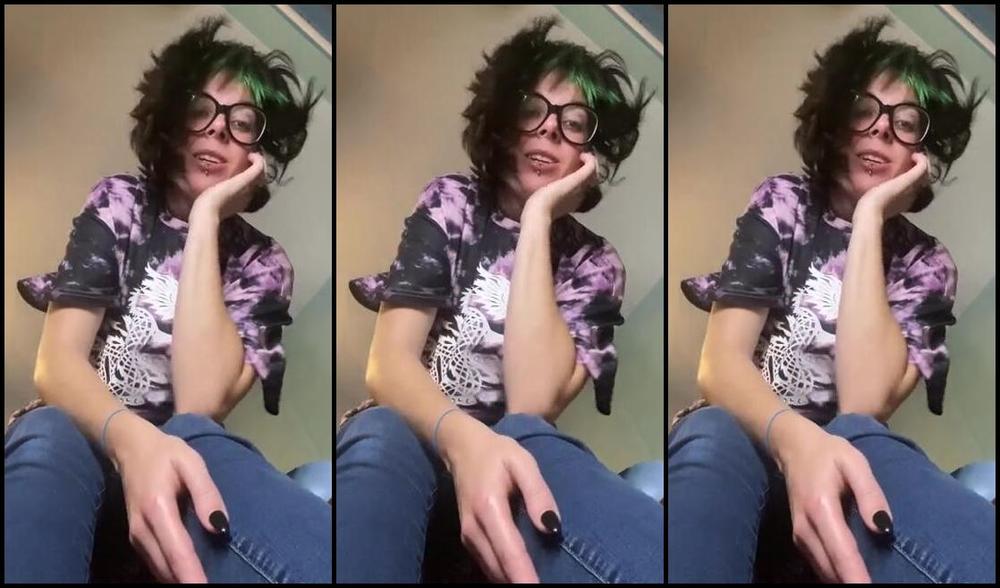 Summer Solesis Nicknamed Summer Solesis Onlyfans I Ve Had Such A Crazy Busy Week But I Love Stepping On Tinies Thank You For Your Support And Pat