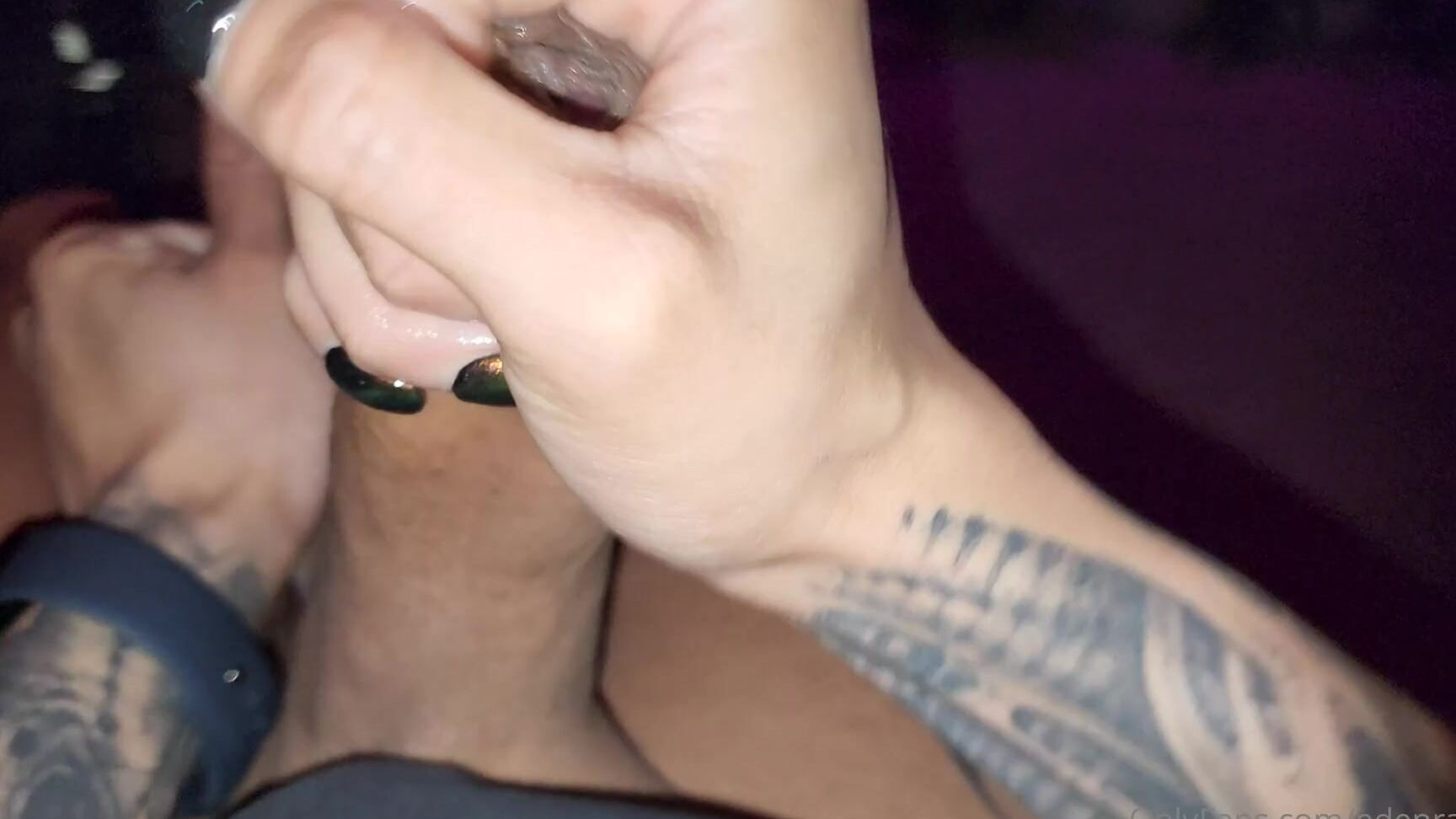 edenraynes-03-03-2022-2380888366-happy-hump-day.-my-movie-date-got-canceled-so-i-m-home-alone-horny.-how-are-we-liking-this