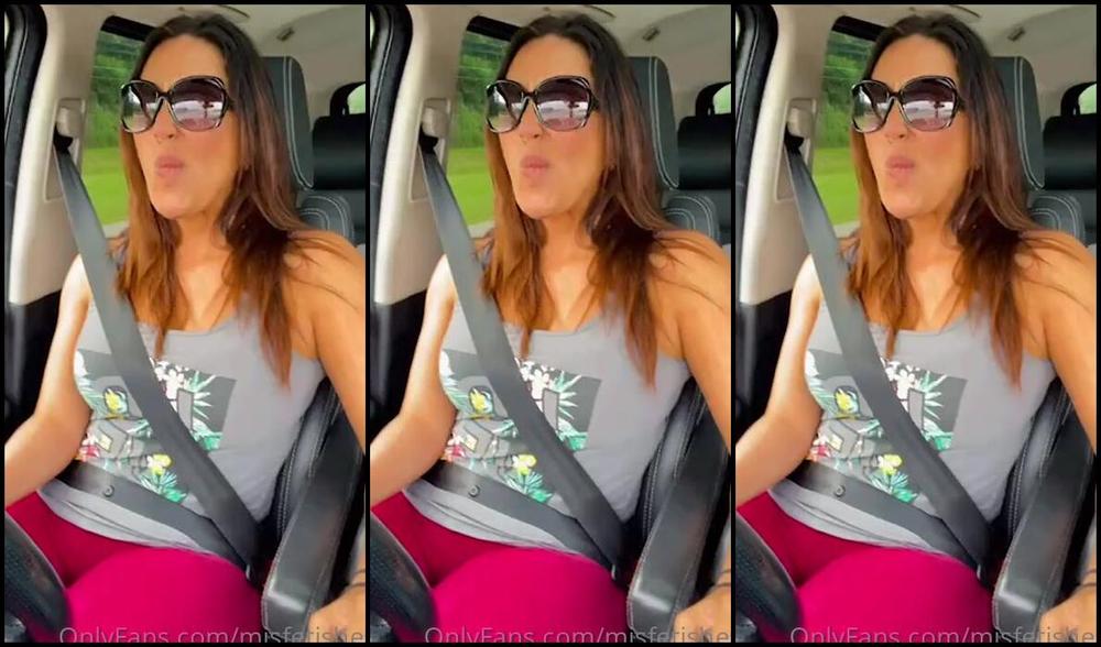 mjsfetishes-10-07-2022-2517655863-flashback-to-a-few-weeks-ago-when-i-was-starting-my-last-tour.-we-talk-a-lil-shop-get-