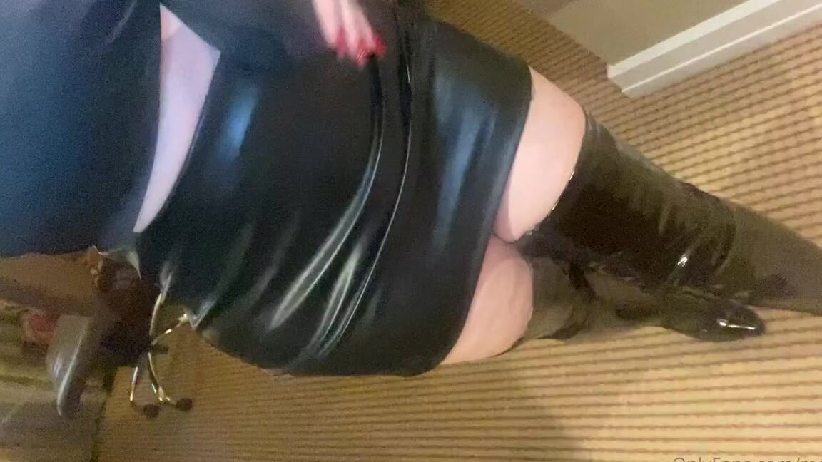 Miss Harriet Nicknamed Redtoes Onlyfans Fabulous Friday 1