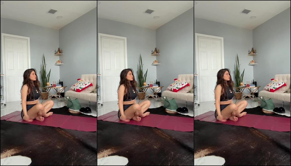 Giamatadora 3285175804 04 19 2024 Its Fit Friday Welcome To Femdom Yoga You Can Follow Along Joining Me In My Practice