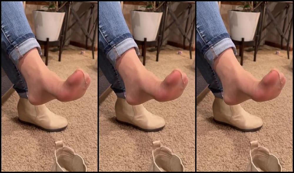 Solemate91 Nicknamed Solemate91 01 20 2025 Onlyfans Video I Love Catching Guys Staring At My Feet