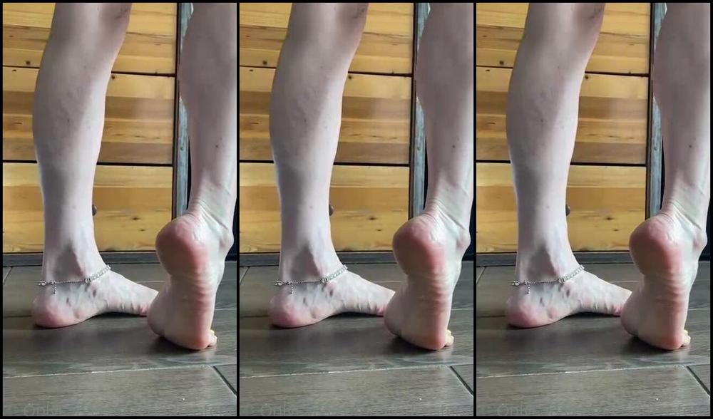 Goddessfendi 2964441110 08 01 2023 Do You Like My Veins Arches Soft Soles And Neon Toes Cum A Little Closer