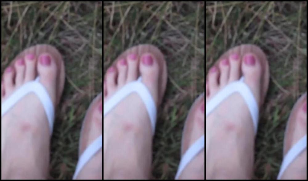 Neolasoles Nicknamed Neolasoles Onlyfans These Flip Flops Are A Bit Small Cause Theyre Size 42 Thats Usually The Max Size