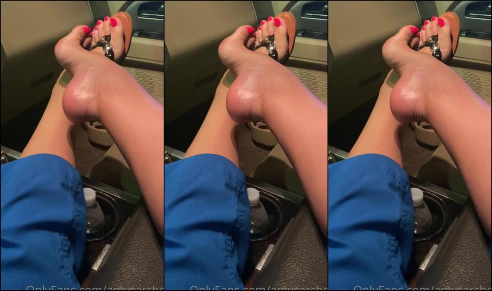 Amysarches So I Got A New Mani Pedi Last Night And Took A Omg Dangling Clip For You Guys I Hope You