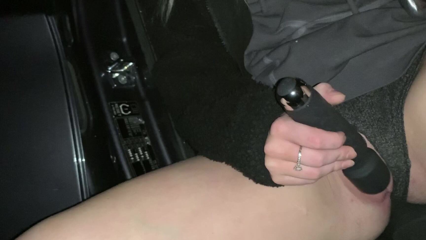 arurasky-26-11-2019-93191323-how-can-i-resist-when-my-toys-are-right-there-i-had-to-pull-over-like-if-you-would-wan