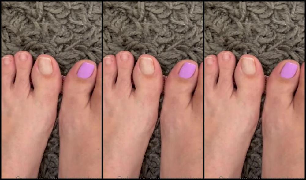 Foot Fetish Blonde Nicknamed Fetishblonde Onlyfans Half Half