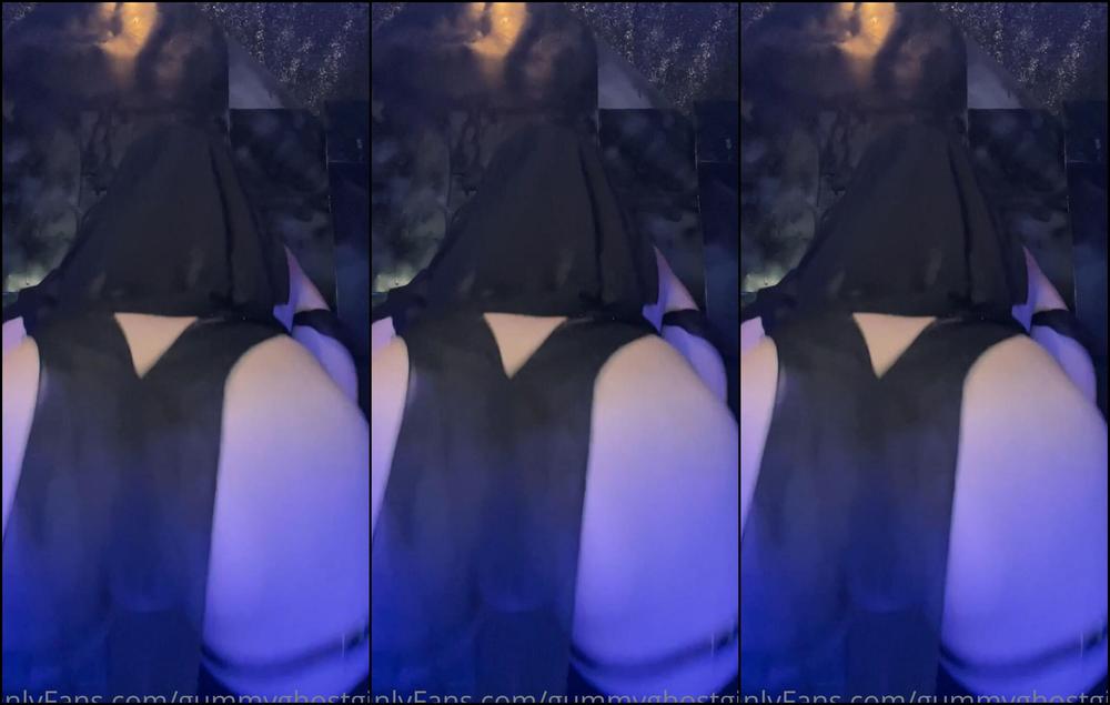 Gummyghostgirl 2022 10 01 2623497364 Pray At My Feet