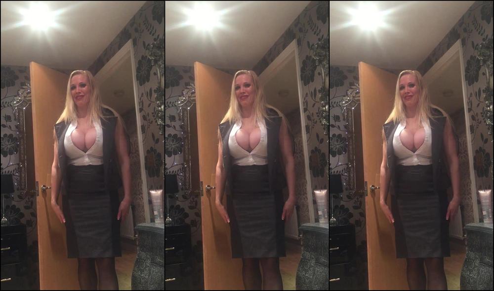 Rebeccamoreuk Young Adult Step Son Role Play Spying On Mommy Boobs Step Mum Wrongen