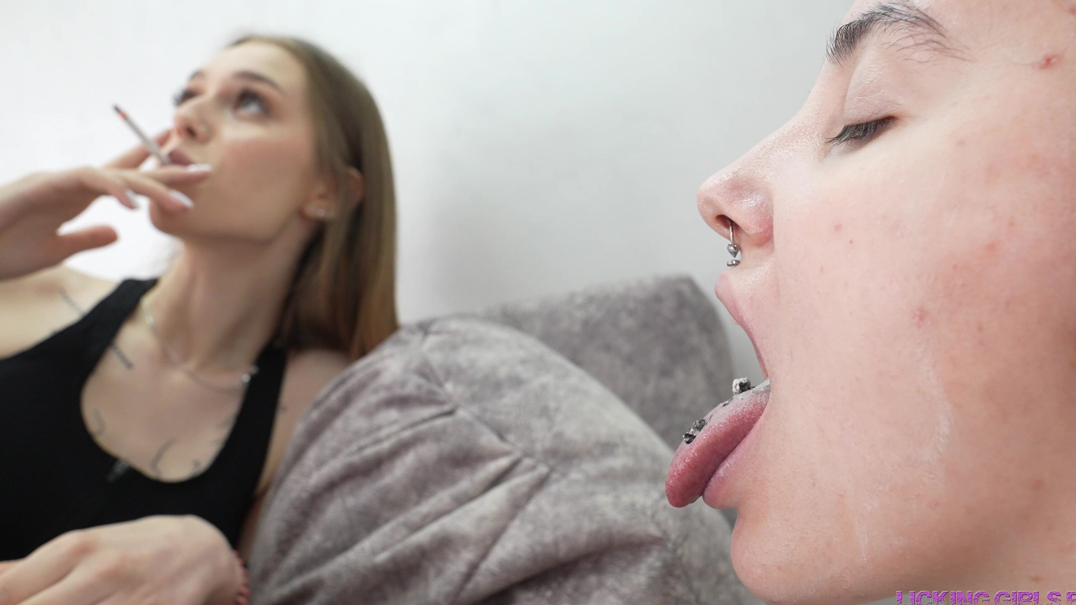 Licking Girls Feet Dori Foot Massage For Mistress And Face Massage For Slave K