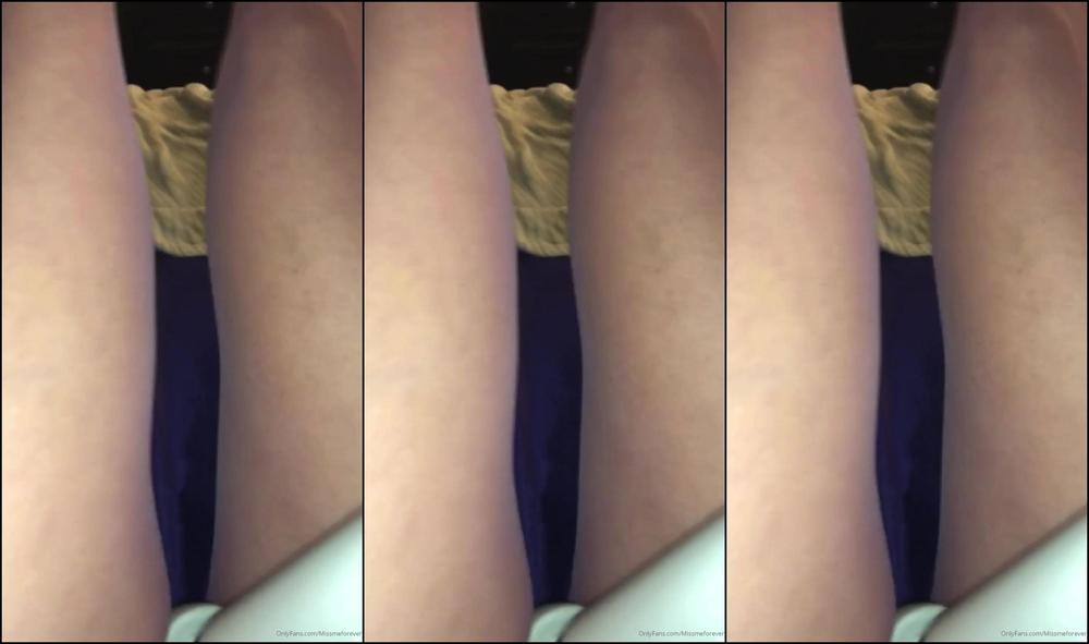 Missmeforever A Lot Of You Loved The Creamy Squirt In My Pink Stockings Show So I Ve Worn Those Again