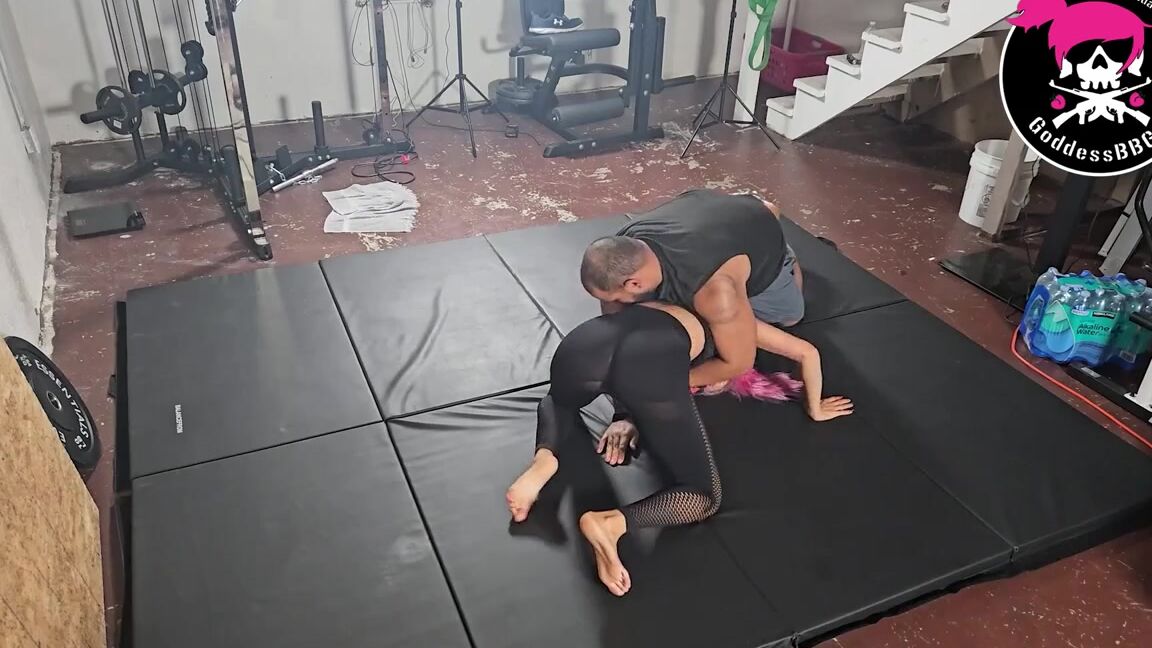 Goddessbbgrl Onlyfans Tuesday Night Titans 5 Light Roll On Our New Mats We Doubled The Size Of Our Mat Space This Week