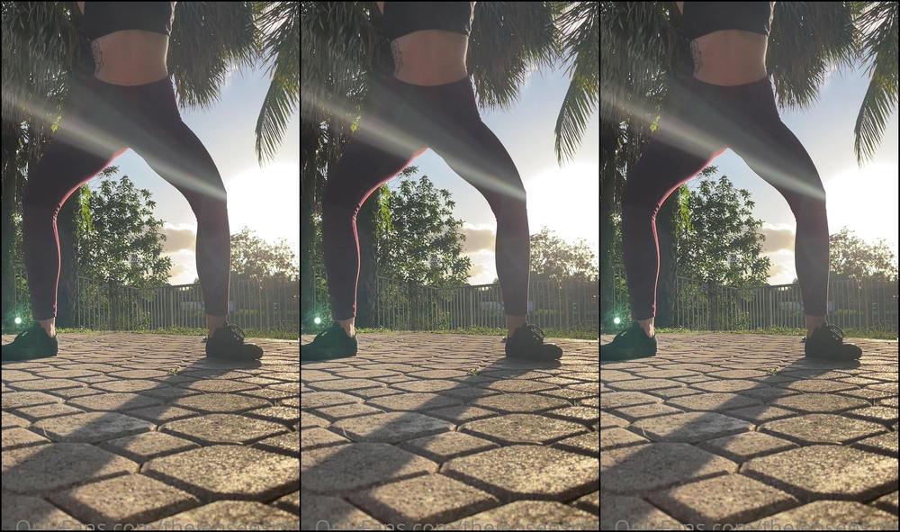 Thejensensplay Quick Workout At Home This Evening My Nipples Kept Popping Out Of My Tiny Little Bra