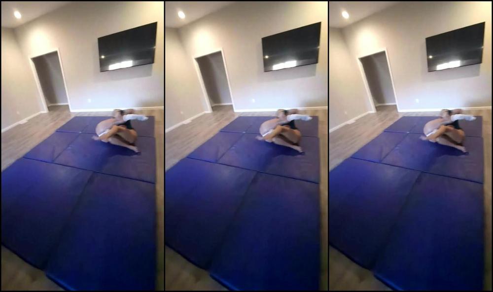 Alexandriahamilton 2268430553 11 07 2021 Stream Started At 11072021 1123 Pm