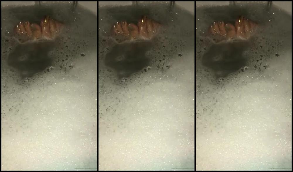 Latinamarina Onlyfans Splish Splash