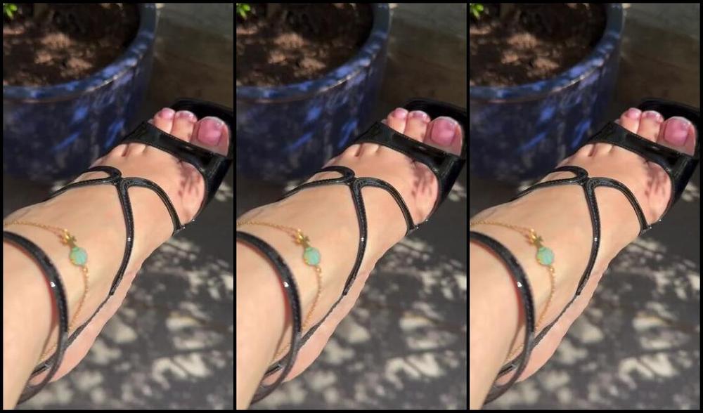 Simply Milena Nicknamed Simplymilena Onlyfans French Tips And Jimmy Choo S It Doesn T Get Much Better Than This