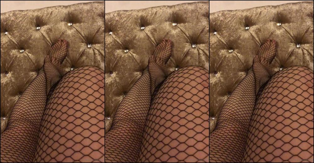 Arabiczena For The Boys With Foot Fetish Feet Legs In Fishnets Thi