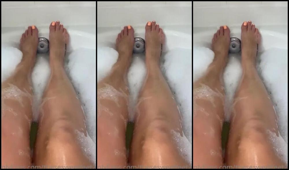 Thesesweetfeet Nicknamed Thesesweetfeet20 Onlyfans 06 28 2022 Wanna Come Relax In The Bath With Me