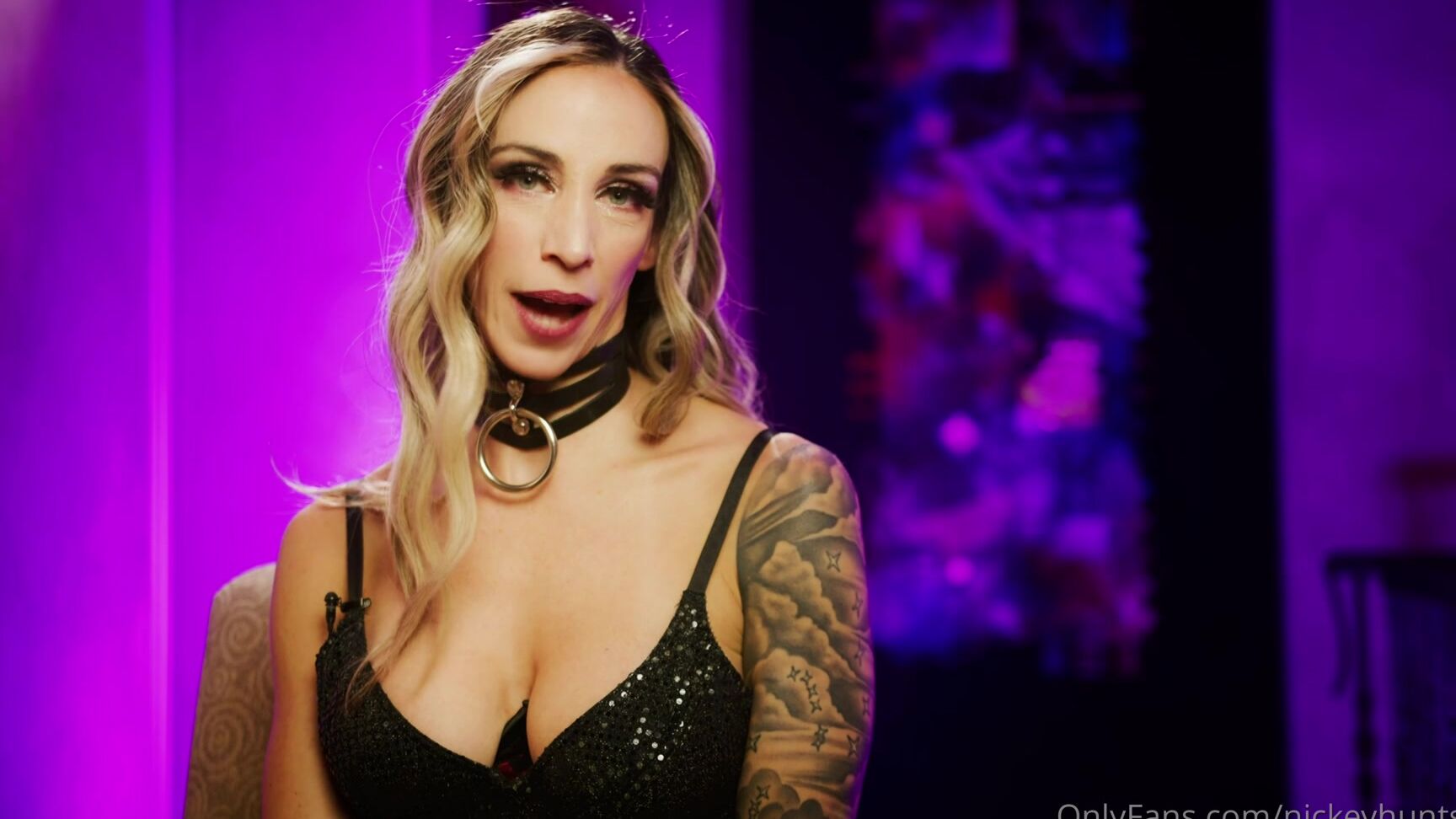 Nickeyhuntsman Wild West Orgy Pre Interview Of Me Marsfoxxx And Katkarmaorgasmic Filmed By Theangelse