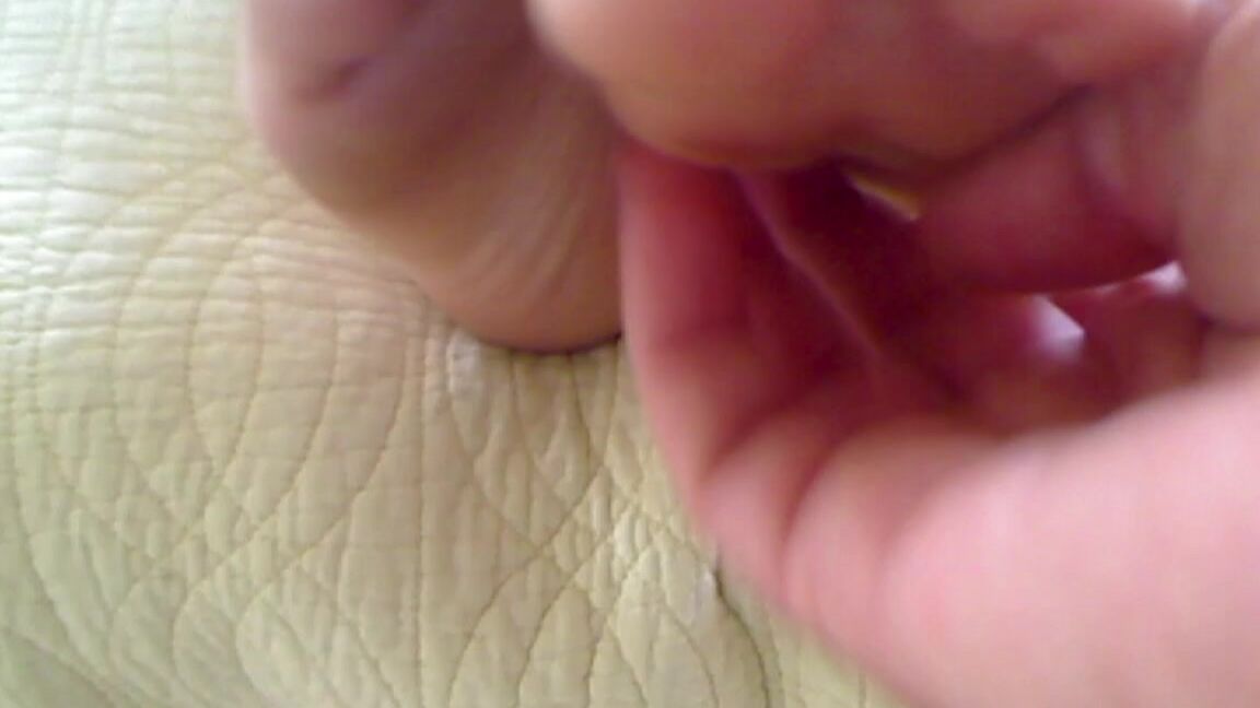 Lauranvickers Ticklish