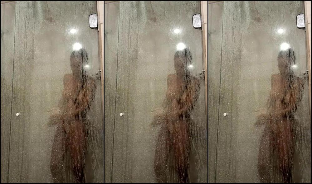 mw-premium-03-08-2021-2182354490-i-took-a-delicious-shower-after-my-live-show