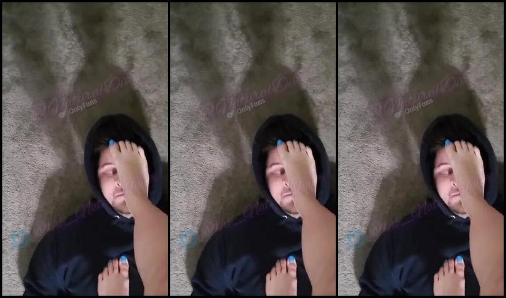 Naturaldiva Onlyfans Standing All Of My Weight On Your Face Like Youre Nothing More Than My Doormat