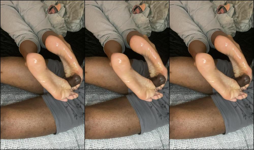 Enjoyyourfetish Crazy Foot Job With Tenlittoes And Her French Tips Laying In Bed It Got Mess